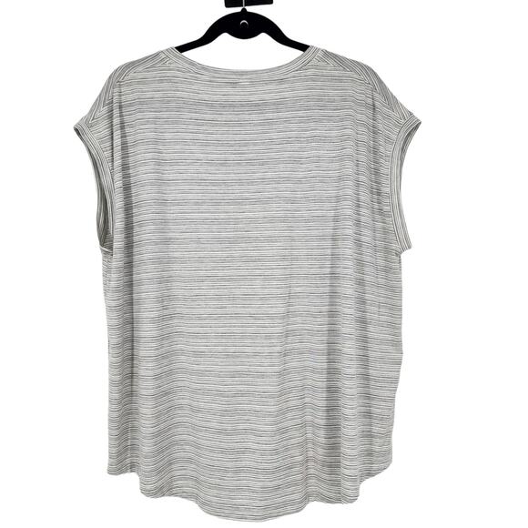 Athleta Cloudlight Stratus Striped Tee Cap Sleeve T-Shirt Size 1X - Picture 5 of 6